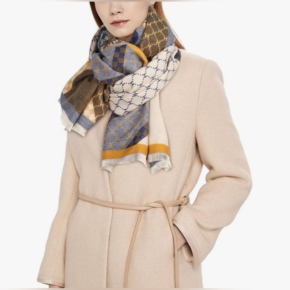 Large Stylish Horse Design Shawl Scarf Wrap - Picture 6 of 7